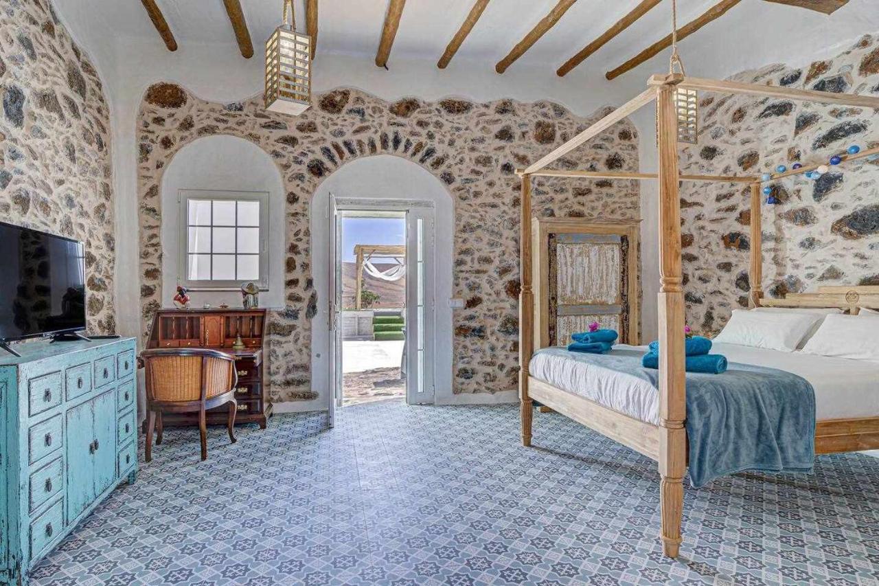 La Caldereta Rural Home Luaran gambar